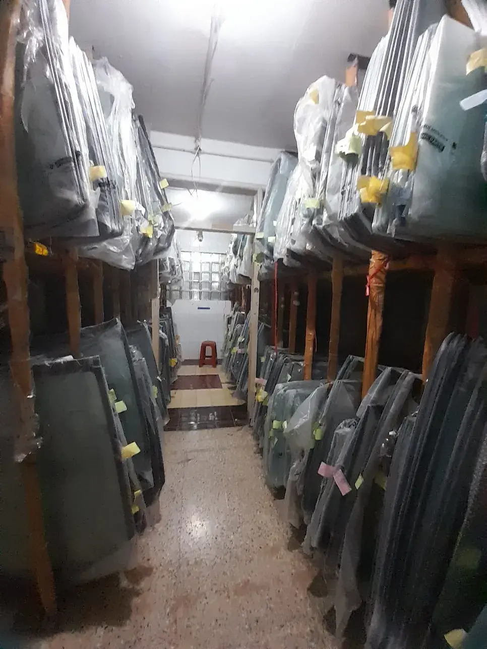 Kaca Belakang Chevrolet Orlando