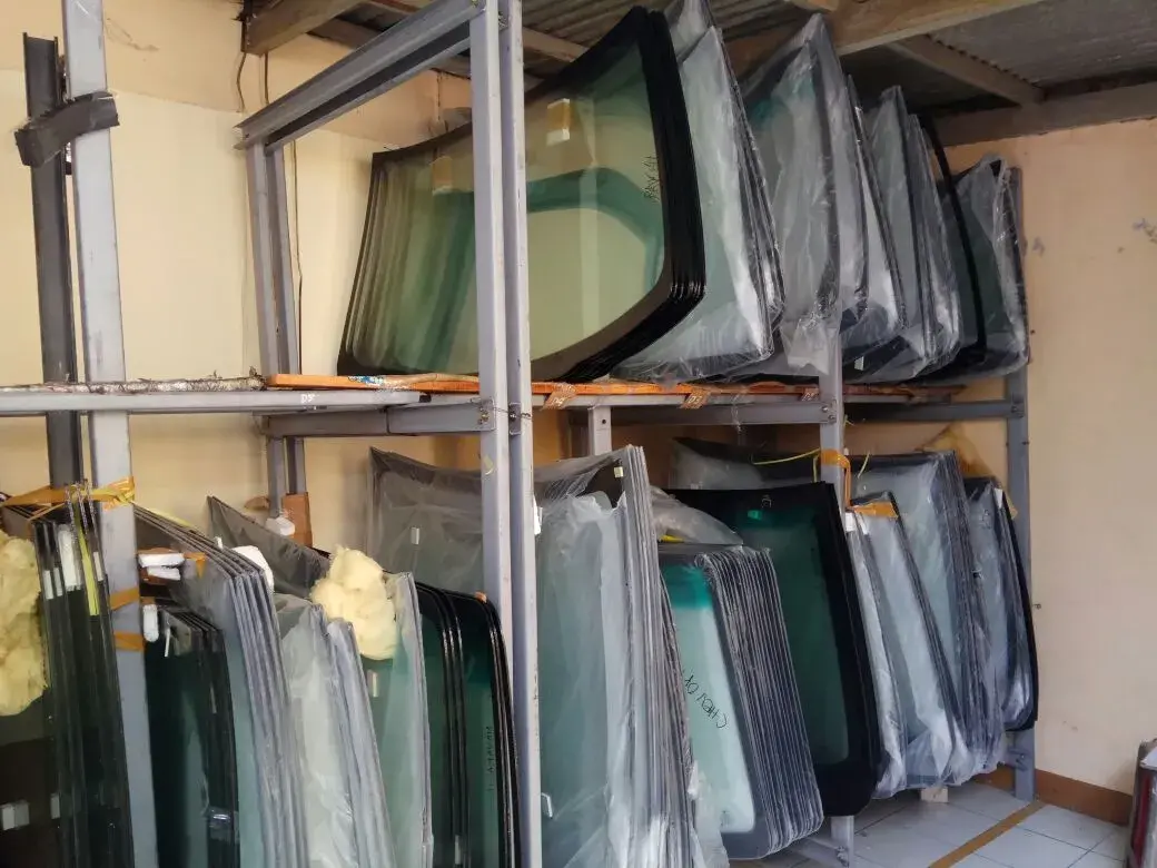 Kaca Samping Mercedes Benz E 200K