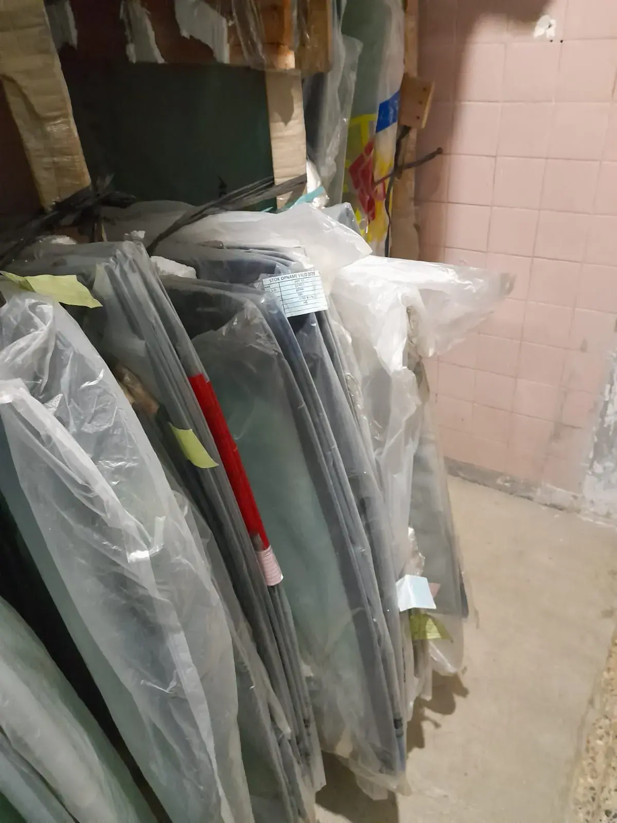 Kaca Samping Mercedes Benz AMG E 53 4Matic plus Coupe