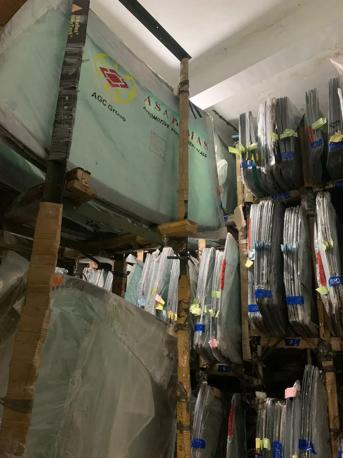 Kaca Mobil Mercedes Benz E 400