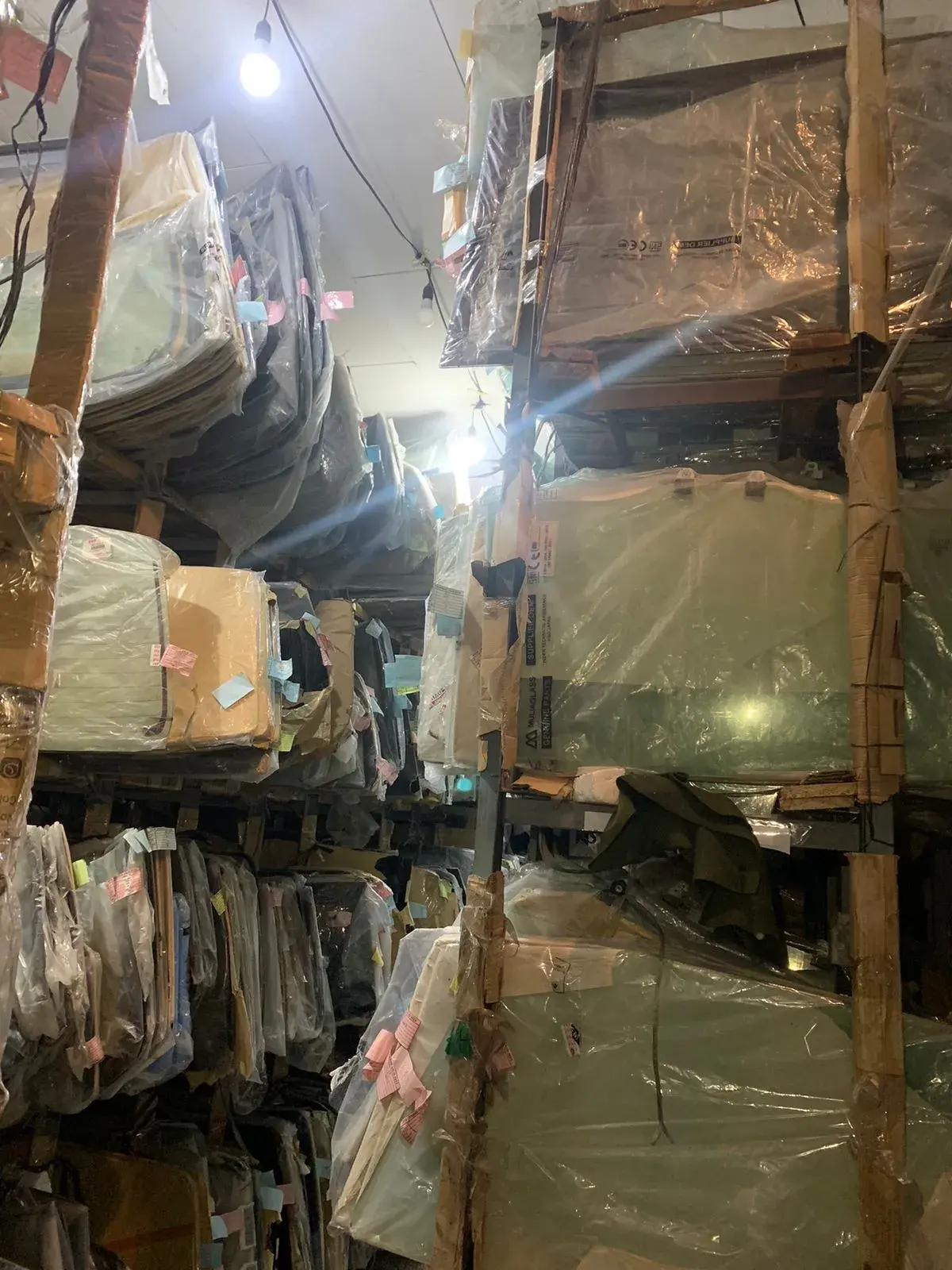 Kaca Depan Hyundai H 1