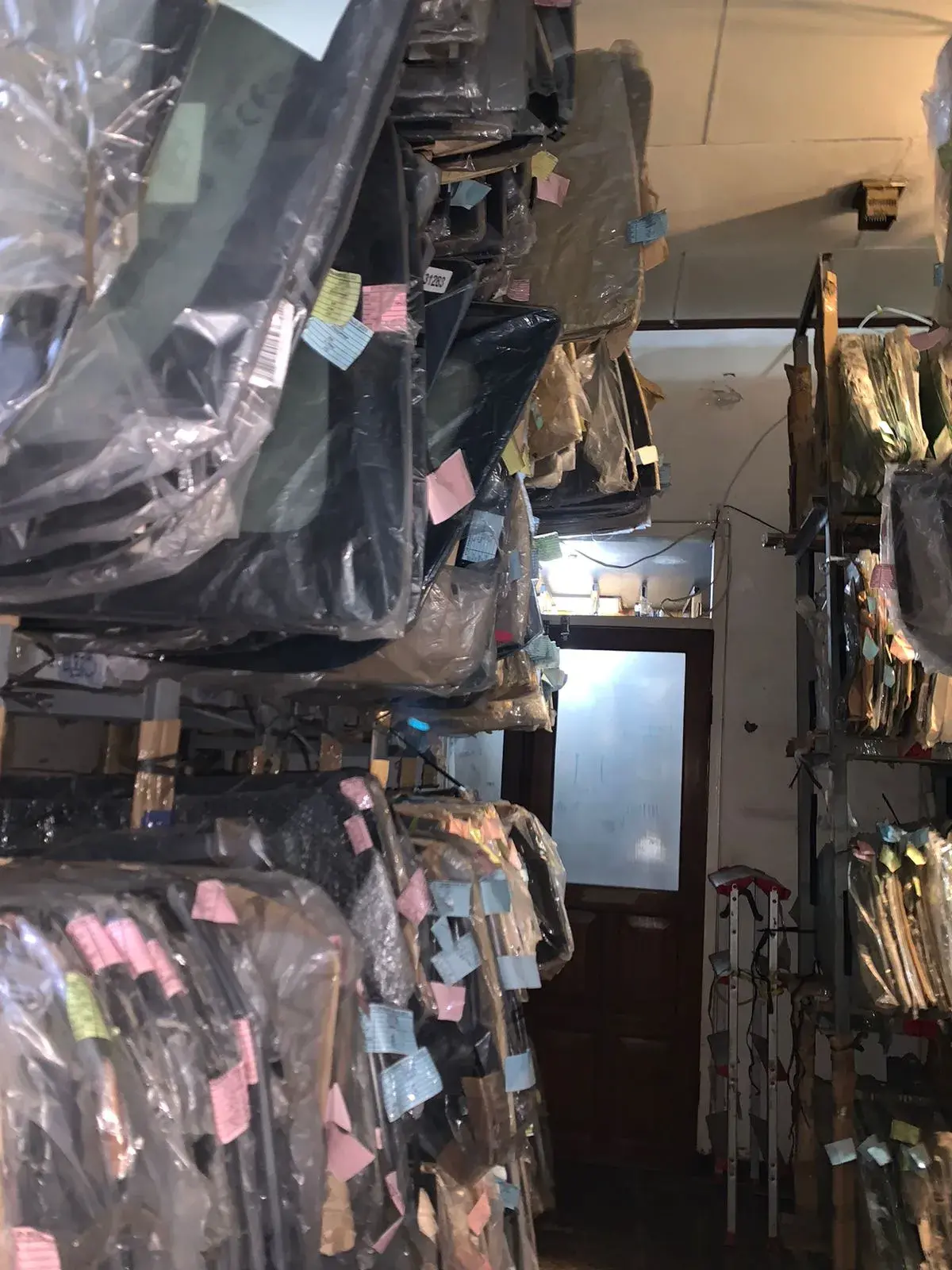 Kaca Belakang Hyundai H 100