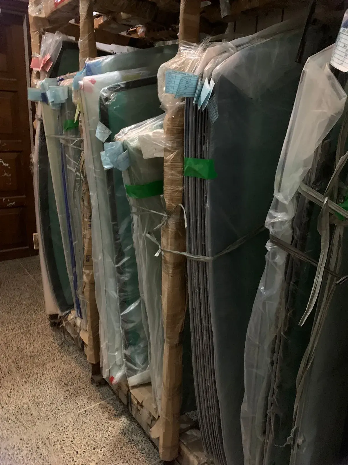 Kaca Depan Mercedes Benz AMG SL 43