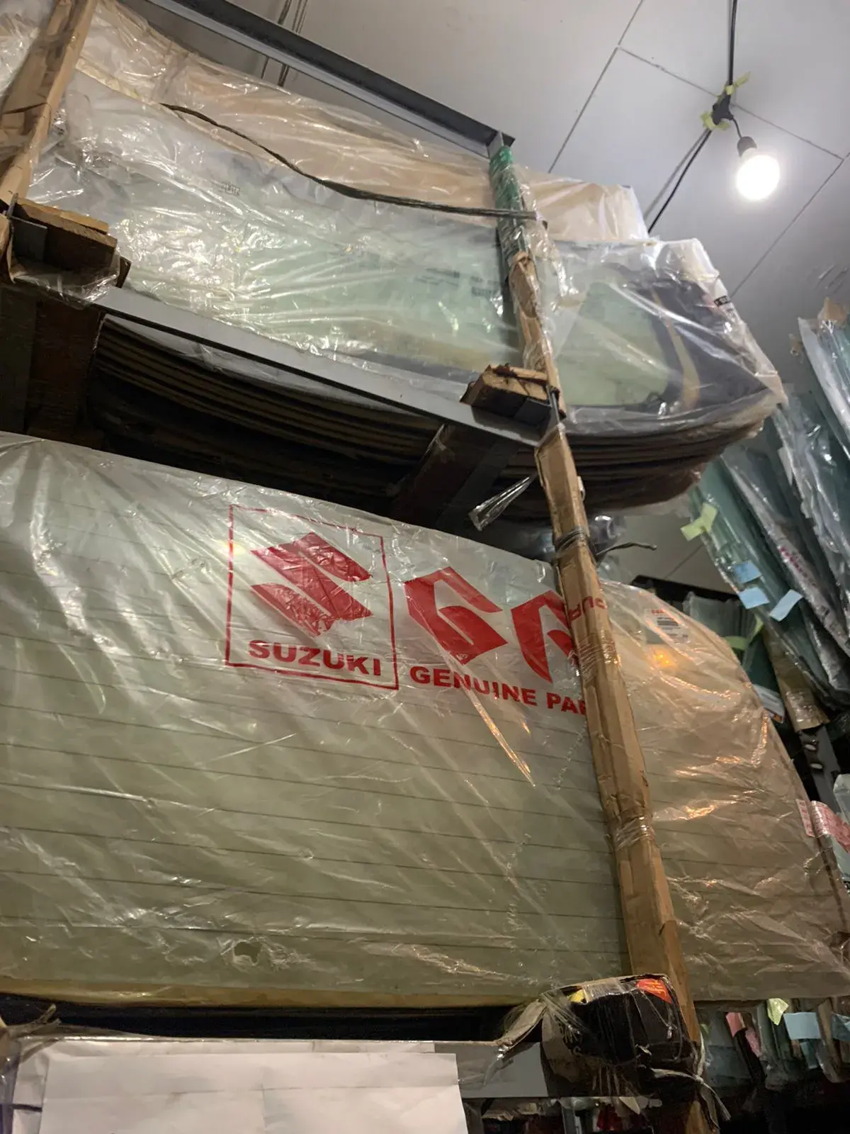 Kaca Mobil Daihatsu Luxio