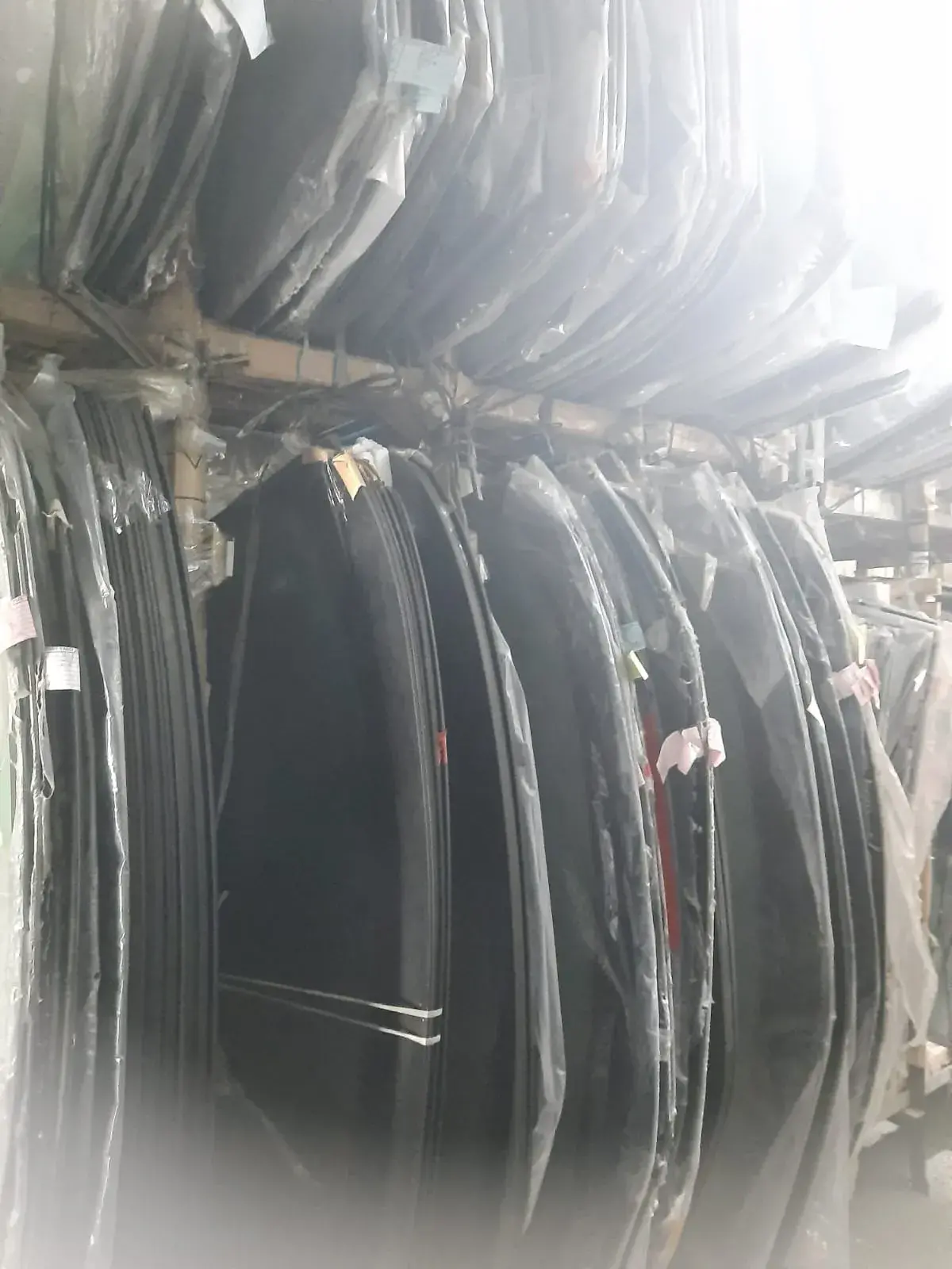 Kaca Mobil Volvo XC90