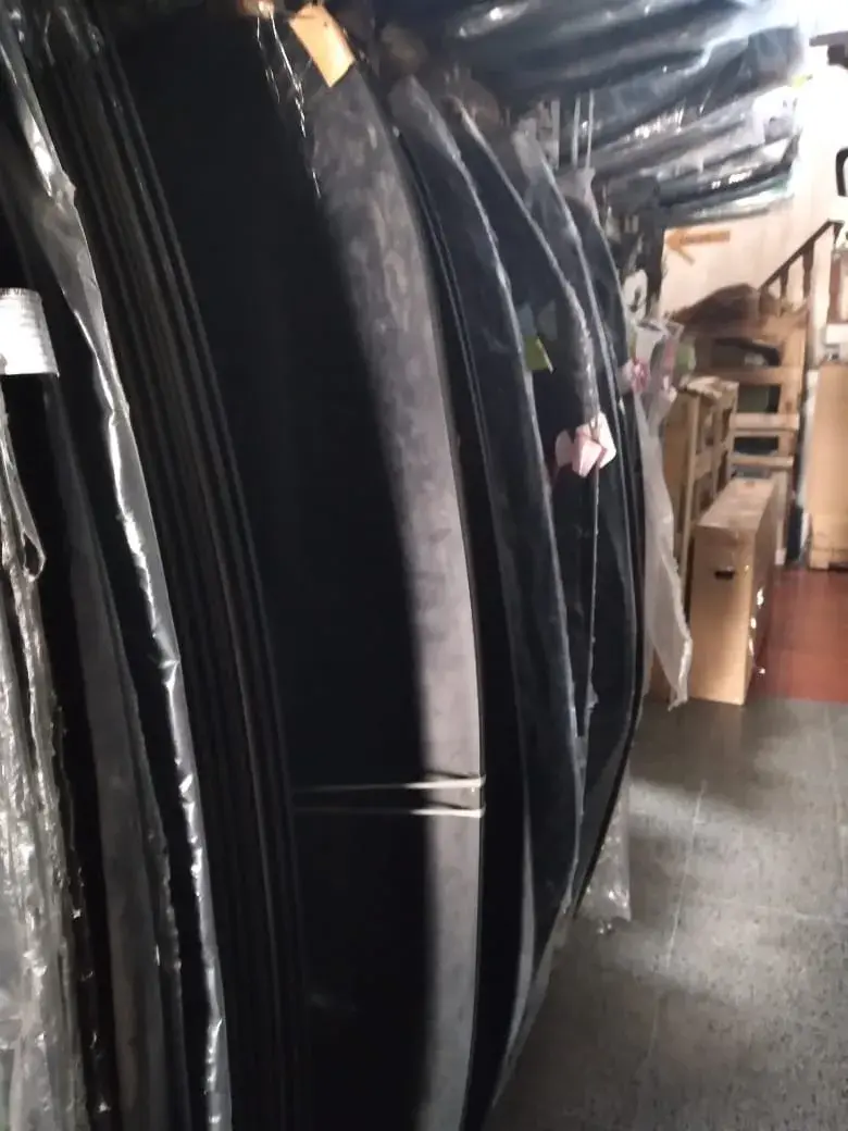 Kaca Belakang Mini Cooper