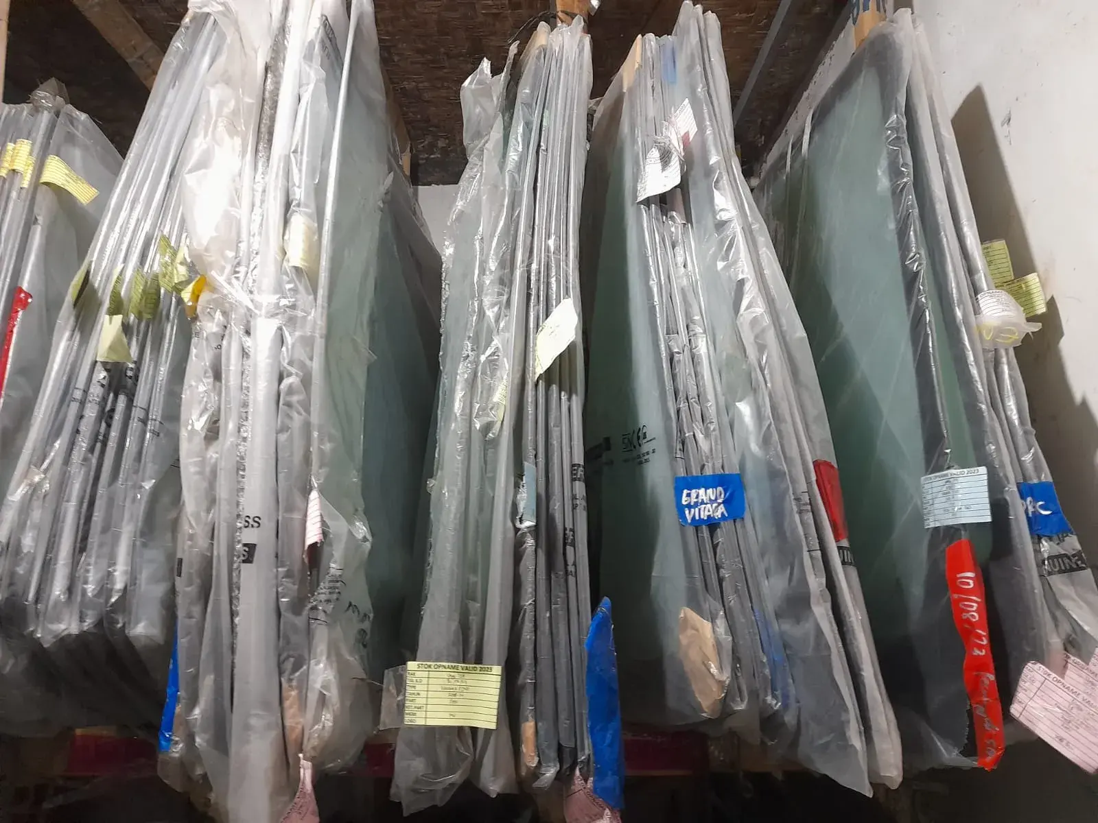 Kaca Samping Scania P series