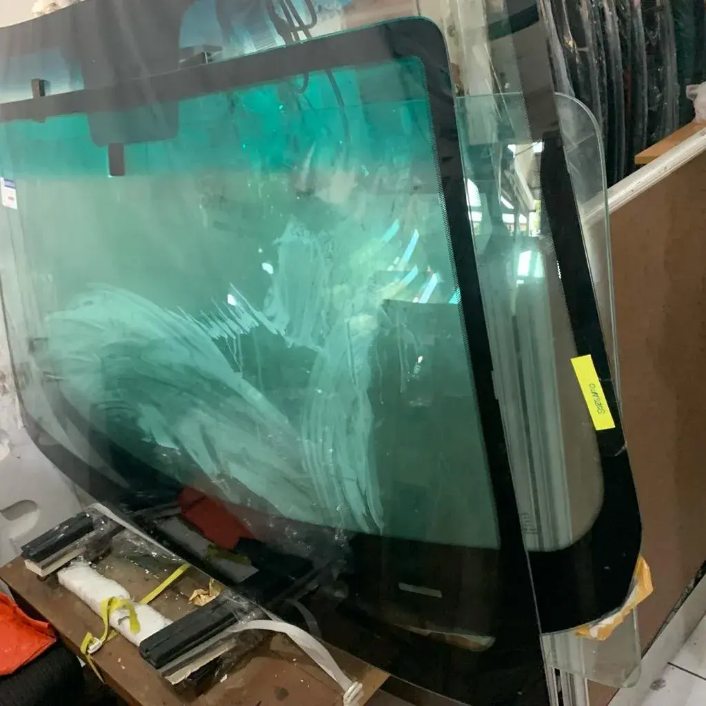 Kaca Mobil Lampung Barat