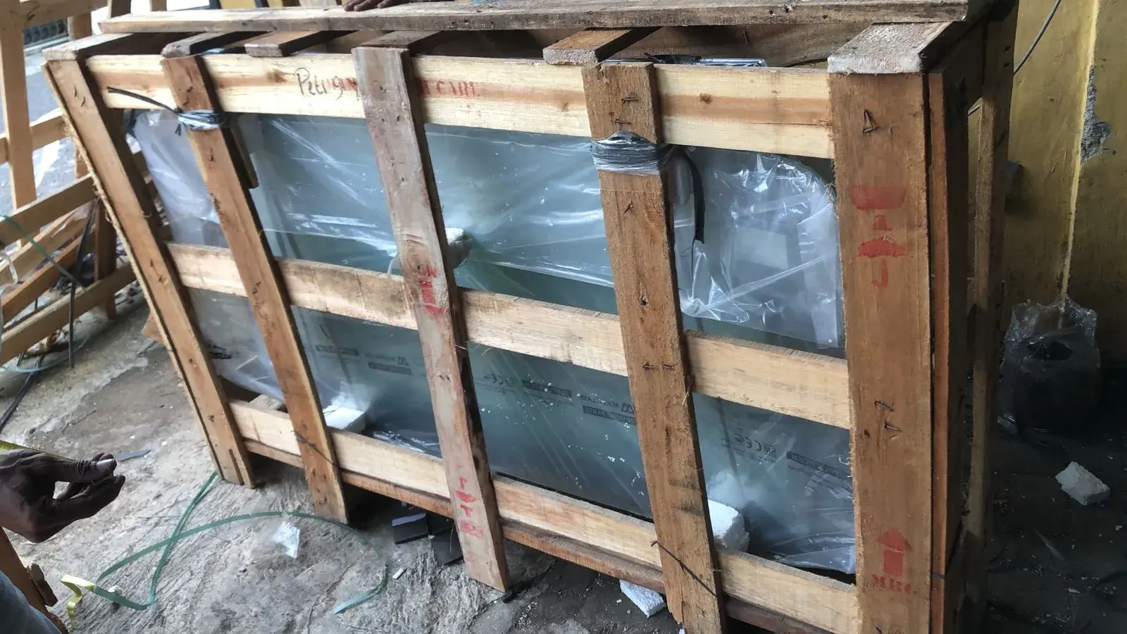 Kaca Mobil Serdang Bedagai