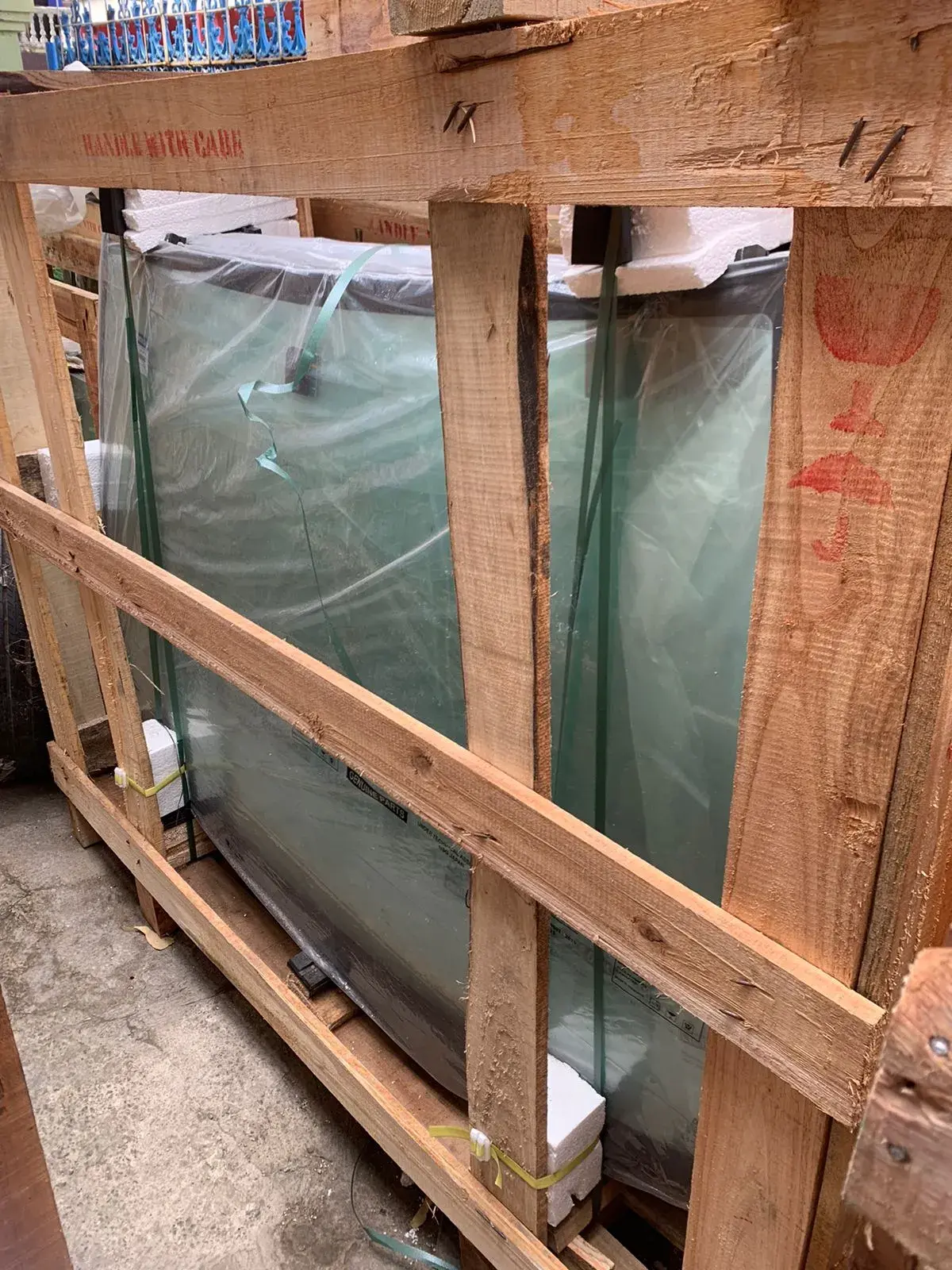 Kaca Mobil Sukoharjo