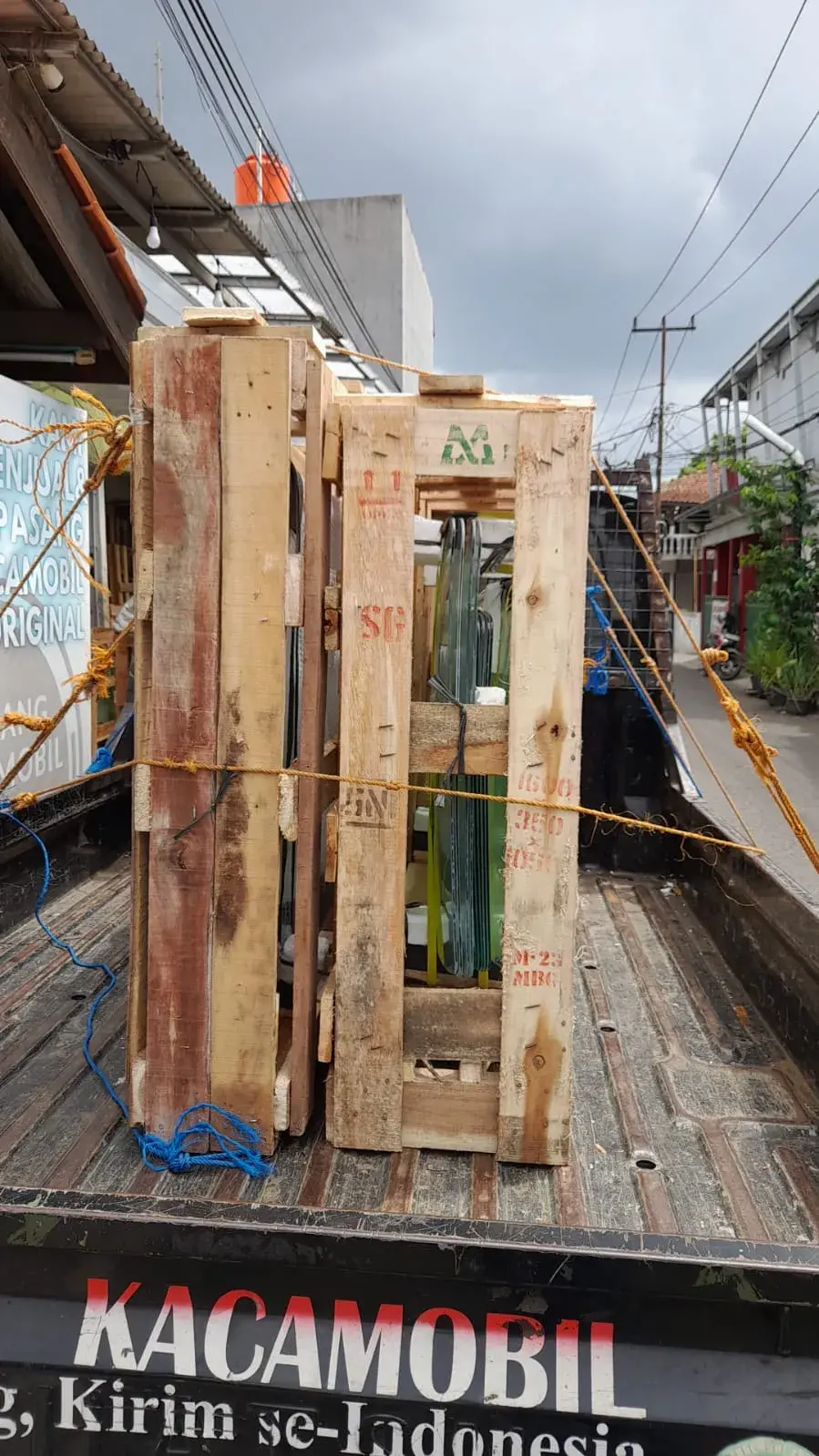 Kaca Mobil Tasikmalaya