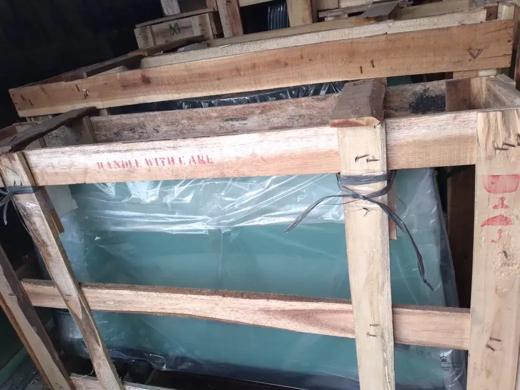 Kaca Mobil Gunung Kidul