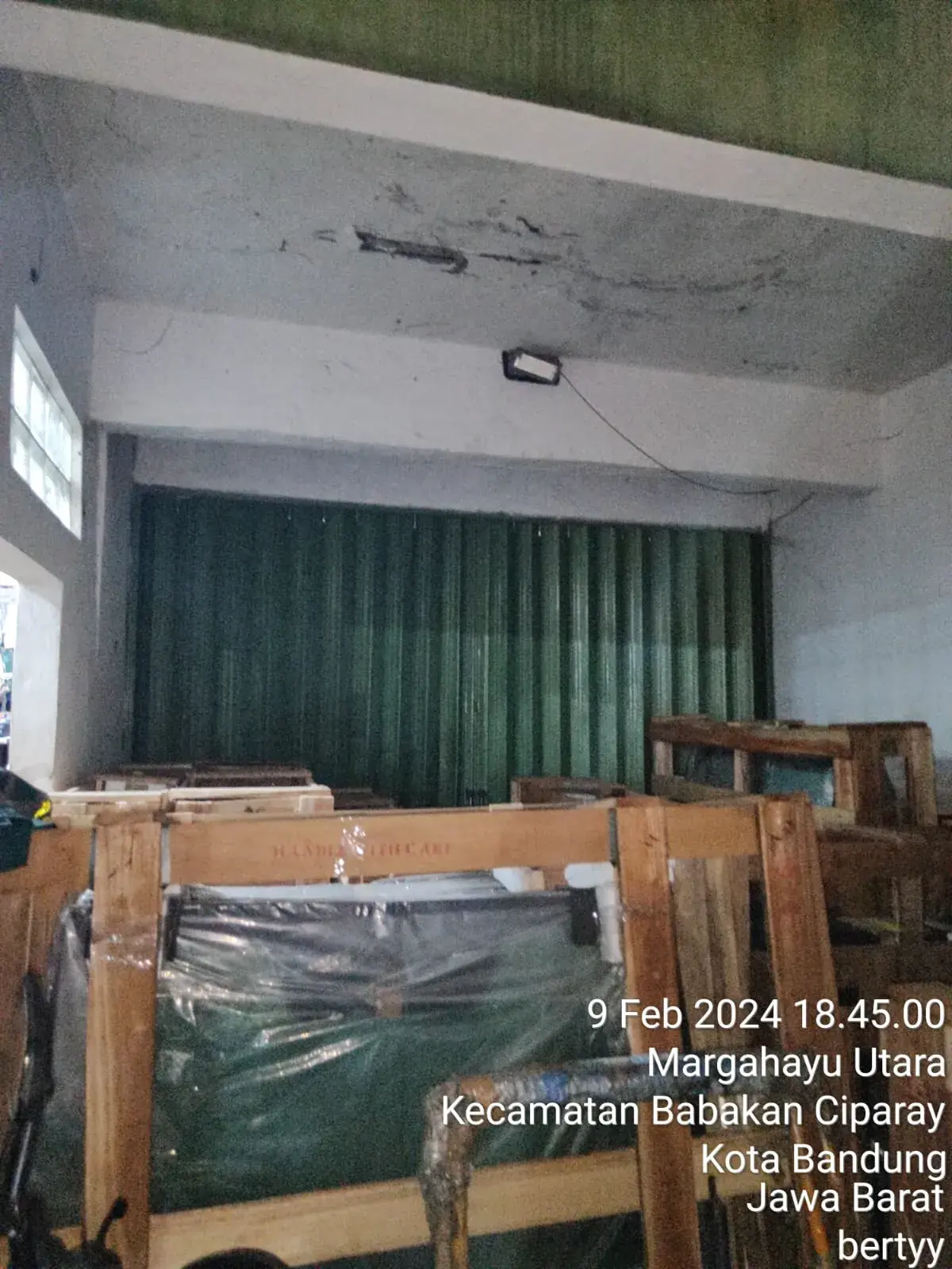 Kaca Mobil Morowali Utara